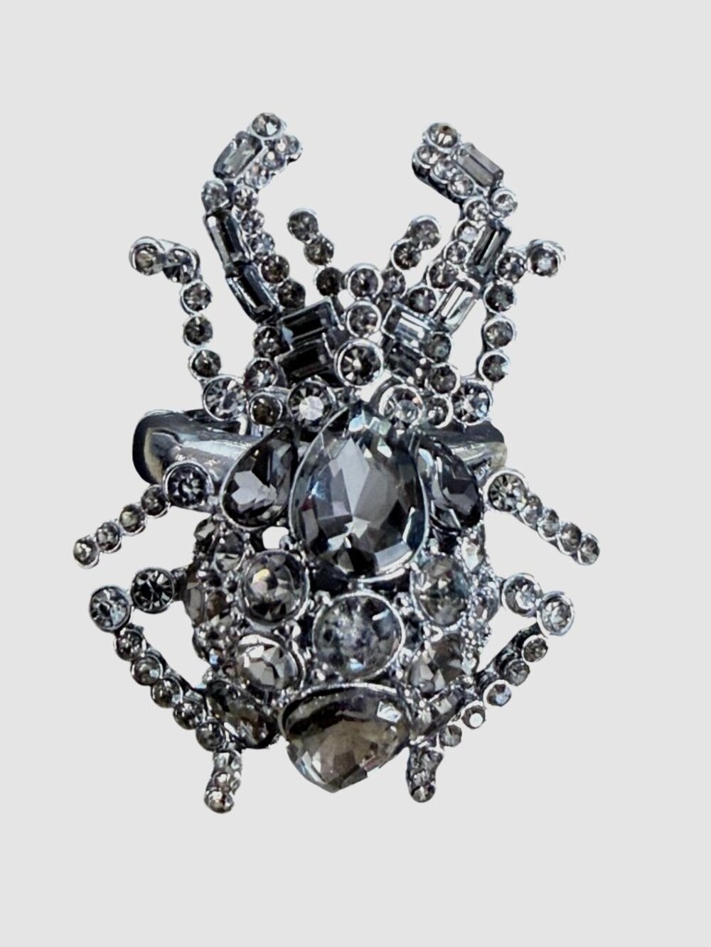 NEW Simply Vera Vera Wang Large Statement Crystal Stretch Spider Bug Ring